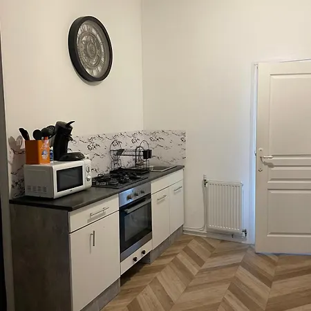 Au Rez De Chaussez *